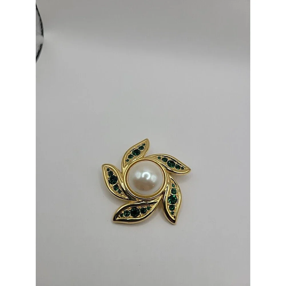 Monet Gold Tone Faux Pearl Green Rhinestone Swirl‎ Brooch Floral Pin Vintage